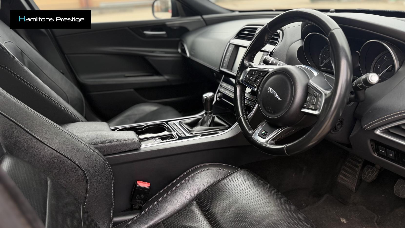 Jaguar XE 2.0d R-Sport Saloon 4dr Diesel Manual Euro 6 (s/s) (180 ps)