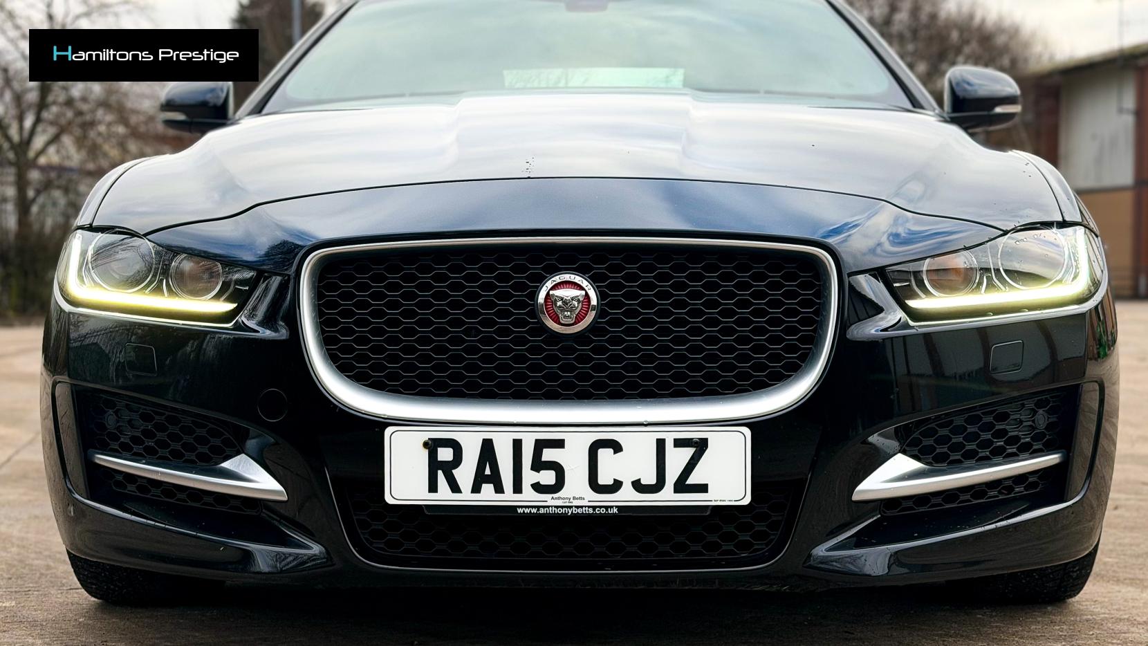 Jaguar XE 2.0d R-Sport Saloon 4dr Diesel Manual Euro 6 (s/s) (180 ps)