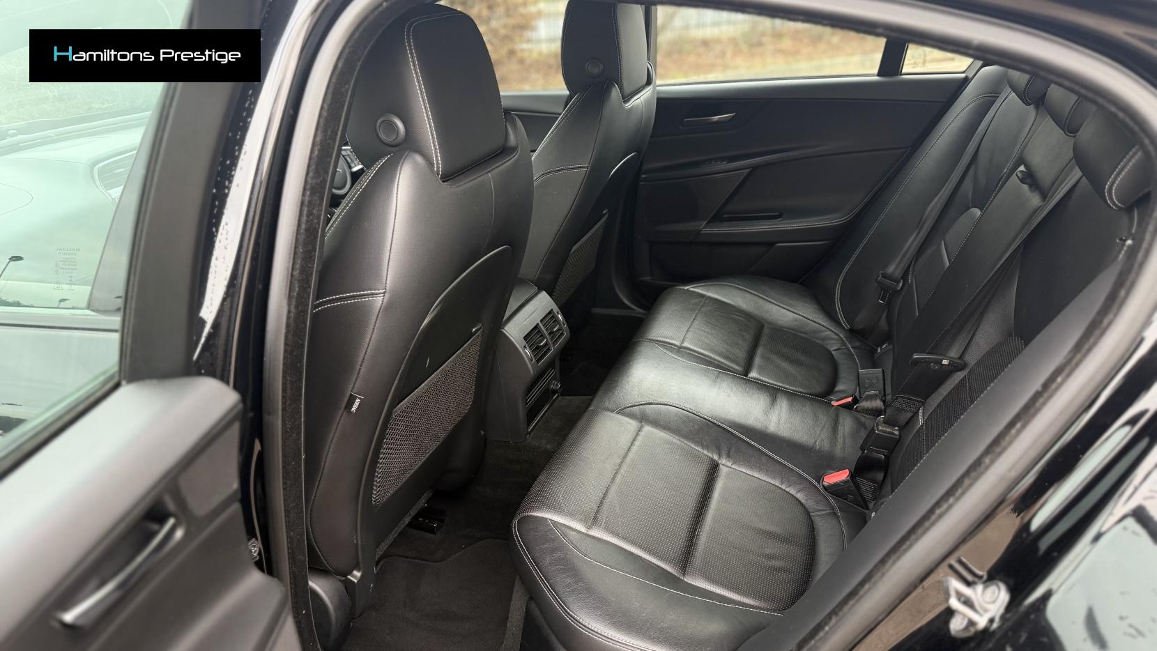 Jaguar XE 2.0d R-Sport Saloon 4dr Diesel Manual Euro 6 (s/s) (180 ps)