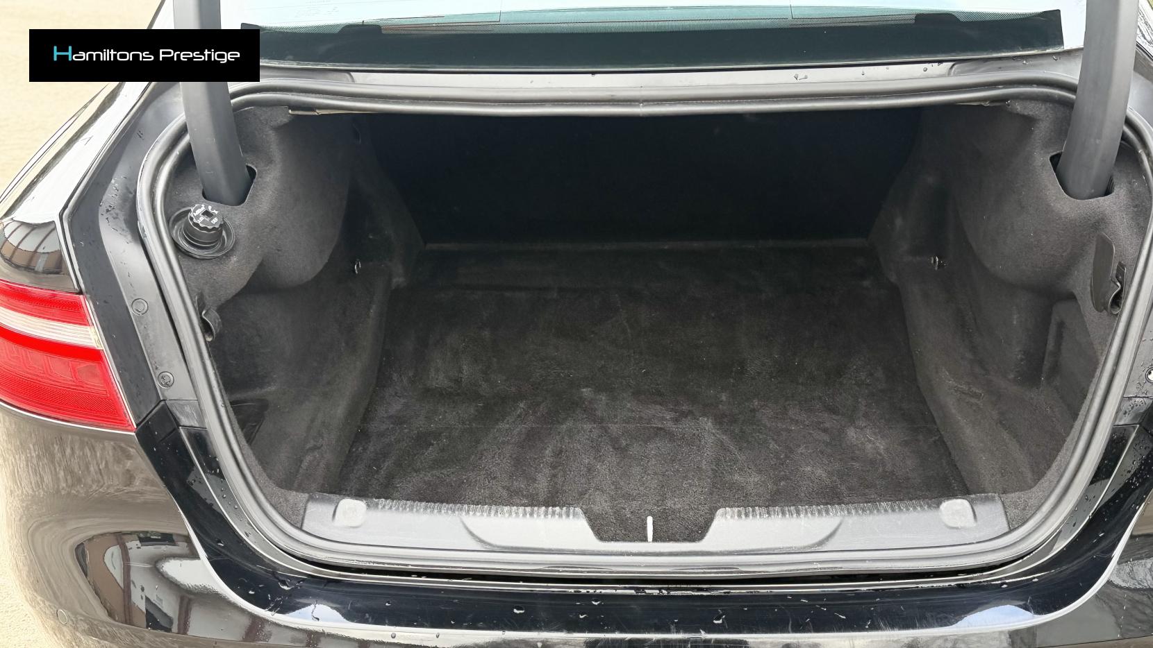 Jaguar XE 2.0d R-Sport Saloon 4dr Diesel Manual Euro 6 (s/s) (180 ps)