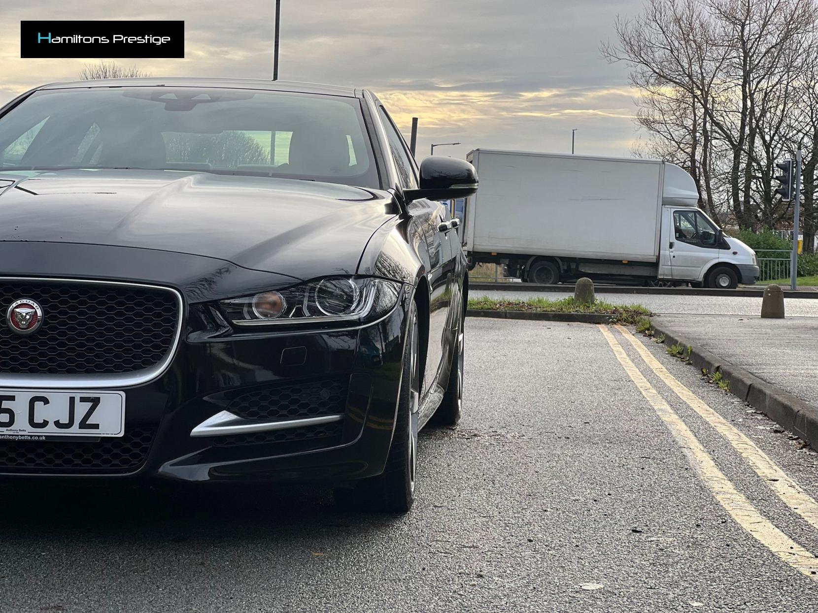Jaguar XE 2.0d R-Sport Saloon 4dr Diesel Manual Euro 6 (s/s) (180 ps)