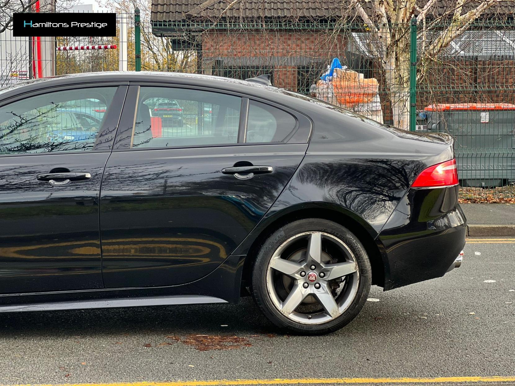 Jaguar XE 2.0d R-Sport Saloon 4dr Diesel Manual Euro 6 (s/s) (180 ps)