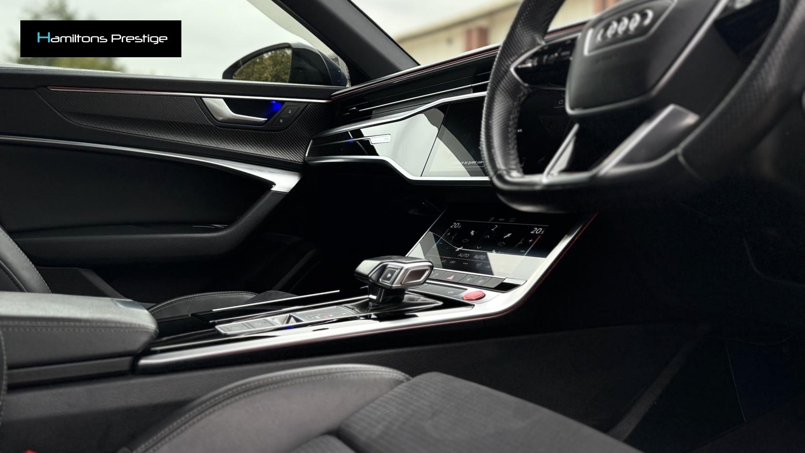 Audi A6 Avant 2.0 TFSI 40 Black Edition Estate 5dr Petrol S Tronic Euro 6 (s/s) (204 ps)