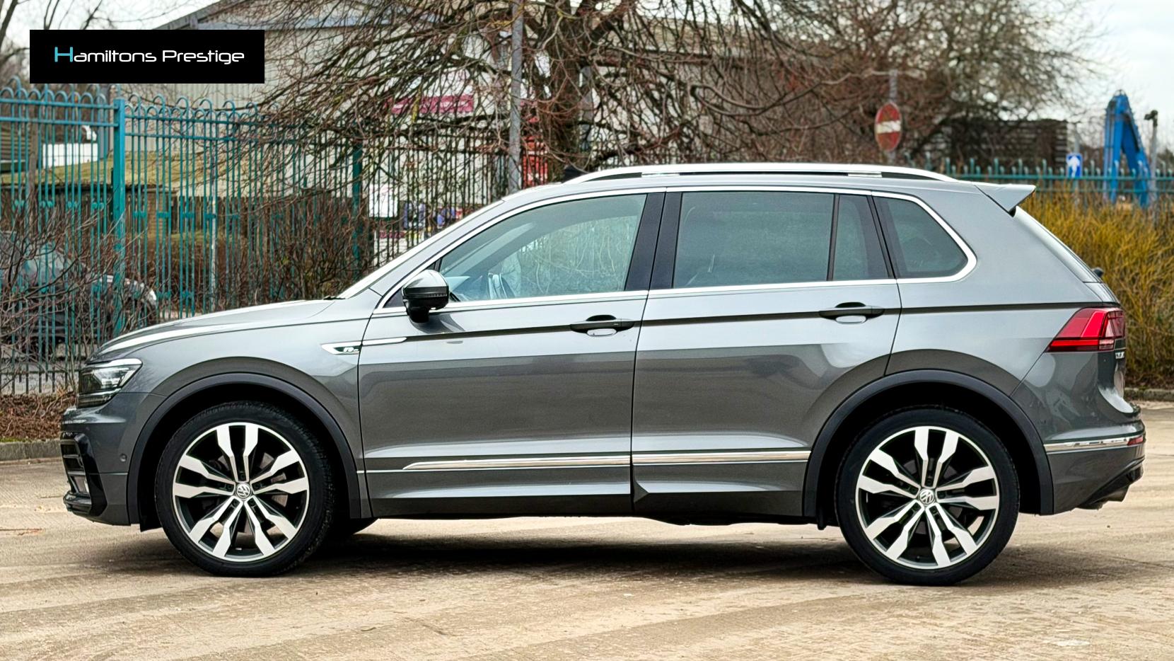 Volkswagen Tiguan 2.0 TDI R-Line Tech SUV 5dr Diesel DSG 4Motion Euro 6 (s/s) (190 ps)