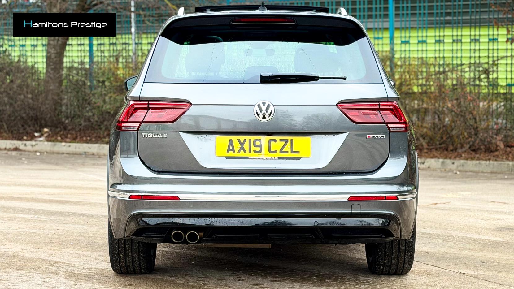 Volkswagen Tiguan 2.0 TDI R-Line Tech SUV 5dr Diesel DSG 4Motion Euro 6 (s/s) (190 ps)