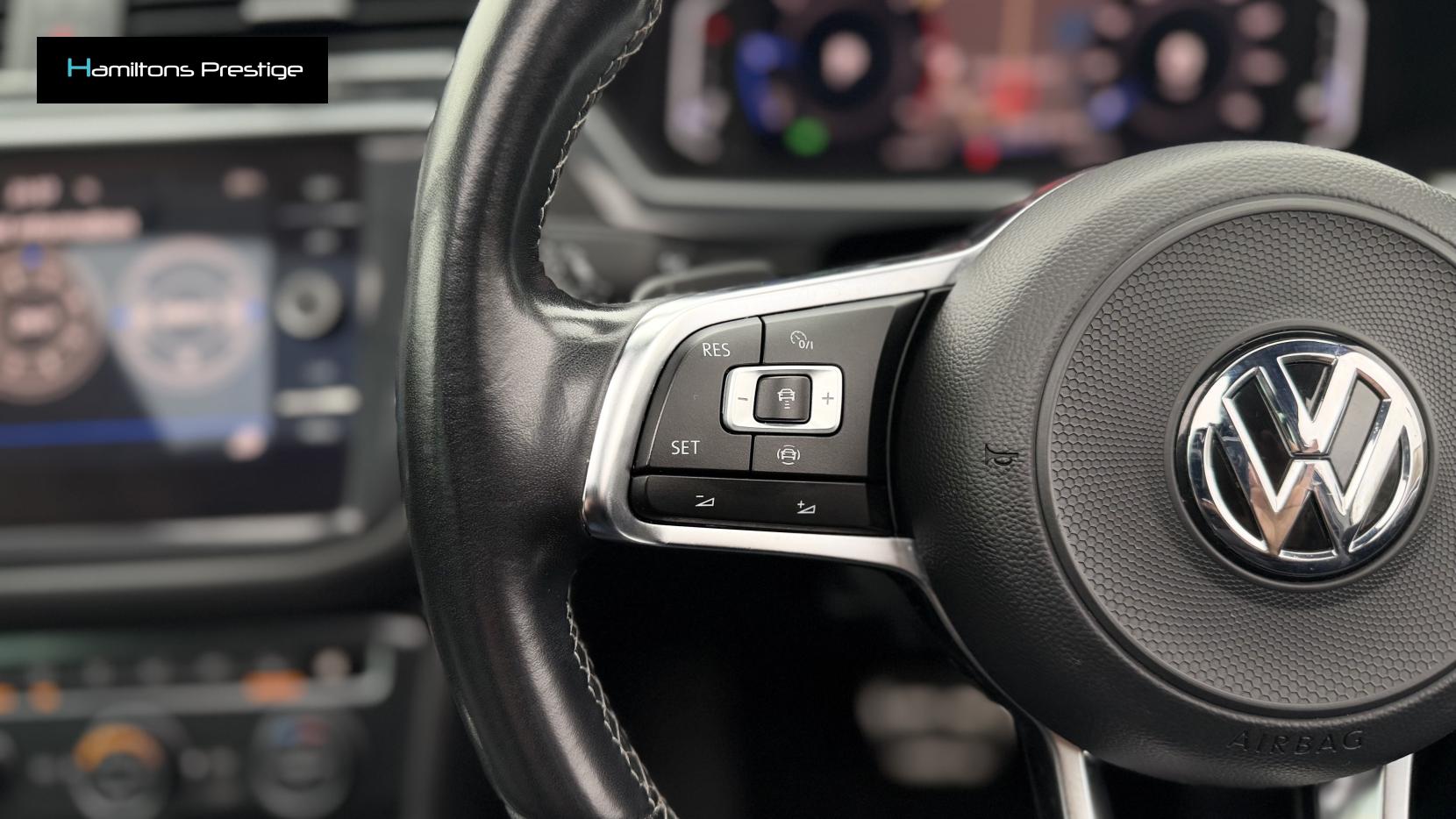 Volkswagen Tiguan 2.0 TDI R-Line Tech SUV 5dr Diesel DSG 4Motion Euro 6 (s/s) (190 ps)