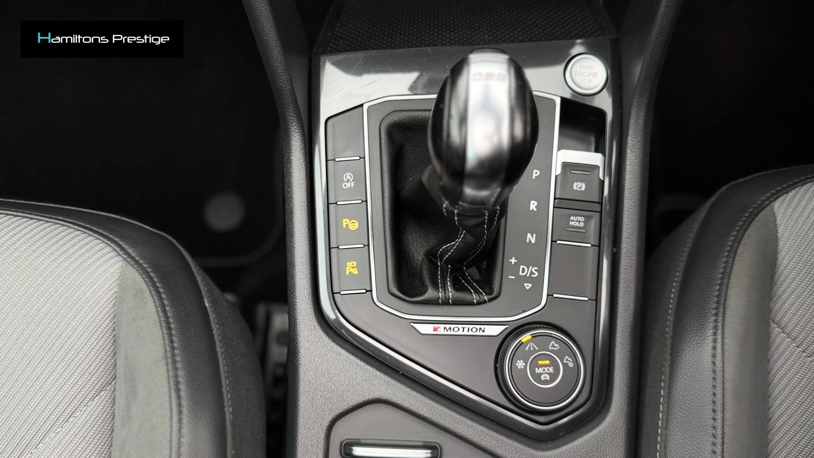 Volkswagen Tiguan 2.0 TDI R-Line Tech SUV 5dr Diesel DSG 4Motion Euro 6 (s/s) (190 ps)