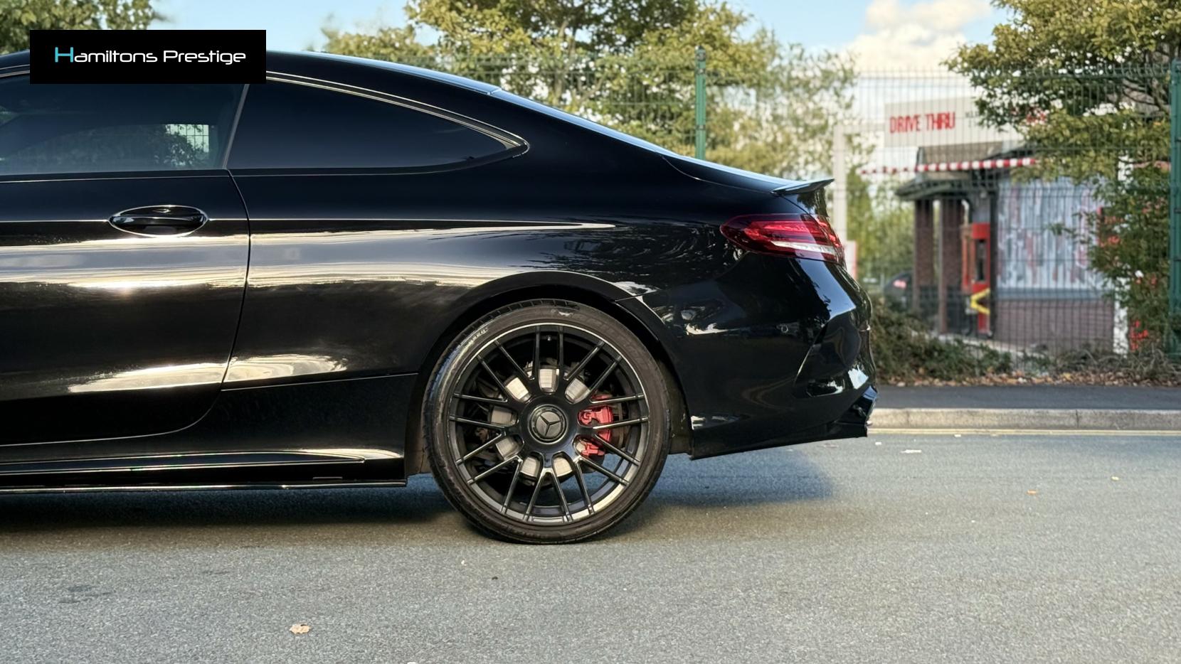Mercedes-Benz C Class 2.0 C300d AMG Line Coupe 2dr Diesel G-Tronic+ Euro 6 (s/s) (245 ps)