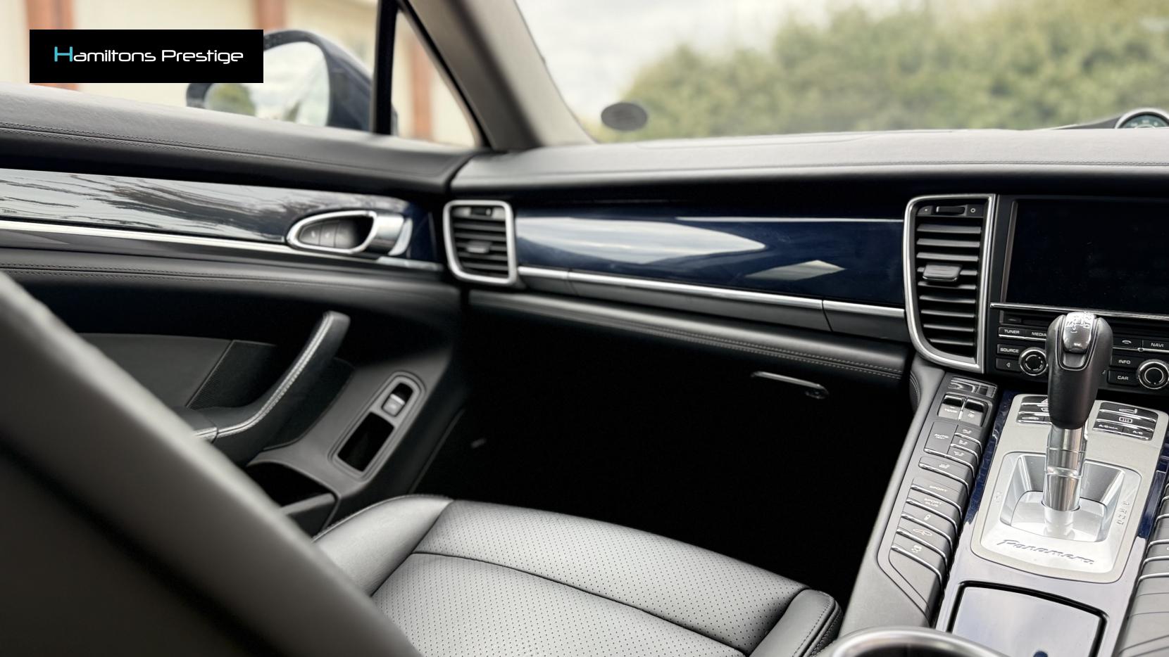 Porsche Panamera 3.0 V6 E-Hybrid S Hatchback 5dr Petrol Plug-in Hybrid TiptronicS Euro 6 (s/s) (416 ps)