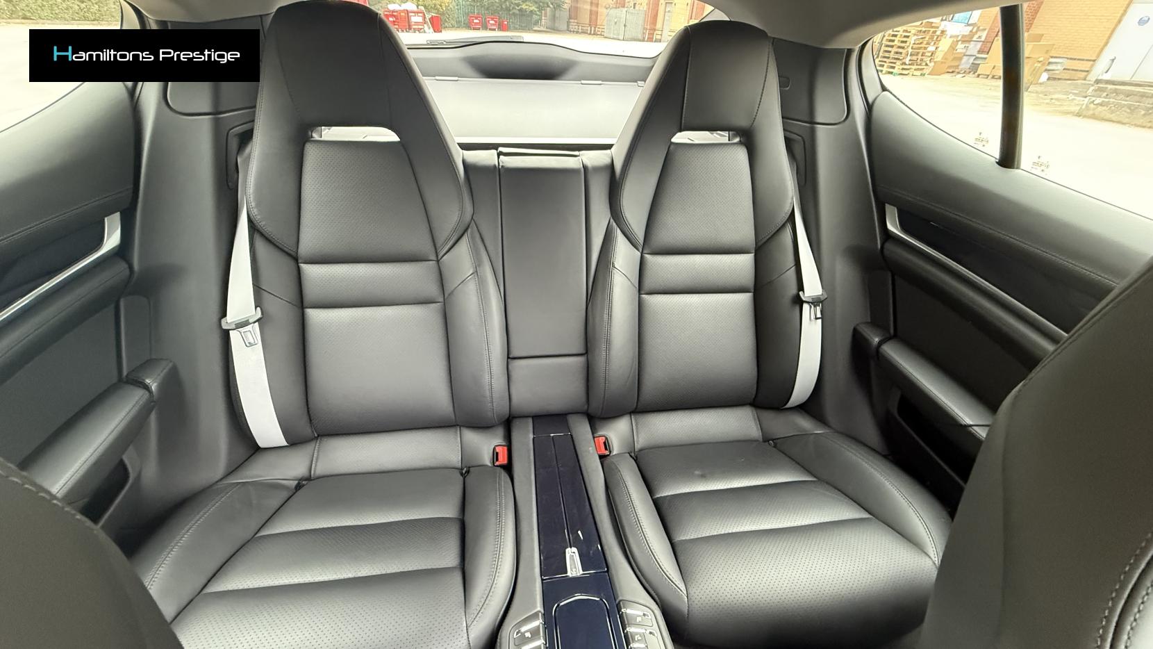 Porsche Panamera 3.0 V6 E-Hybrid S Hatchback 5dr Petrol Plug-in Hybrid TiptronicS Euro 6 (s/s) (416 ps)