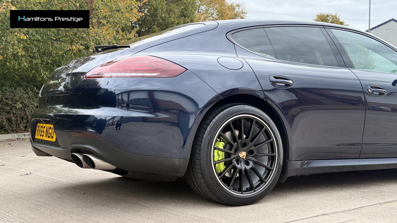 Porsche Panamera 3.0 V6 E-Hybrid S Hatchback 5dr Petrol Plug-in Hybrid TiptronicS Euro 6 (s/s) (416 ps)
