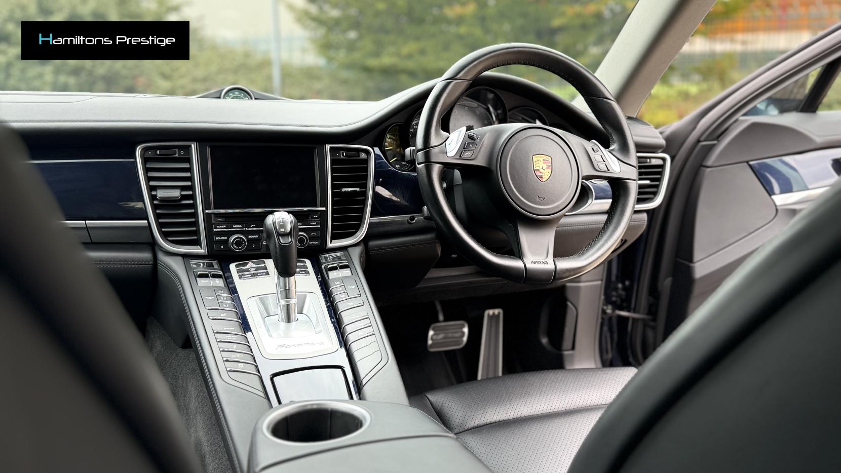 Porsche Panamera 3.0 V6 E-Hybrid S Hatchback 5dr Petrol Plug-in Hybrid TiptronicS Euro 6 (s/s) (416 ps)
