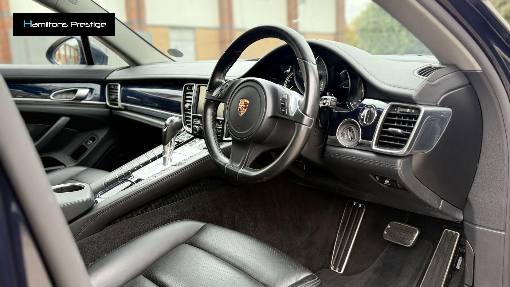 Porsche Panamera 3.0 V6 E-Hybrid S Hatchback 5dr Petrol Plug-in Hybrid TiptronicS Euro 6 (s/s) (416 ps)