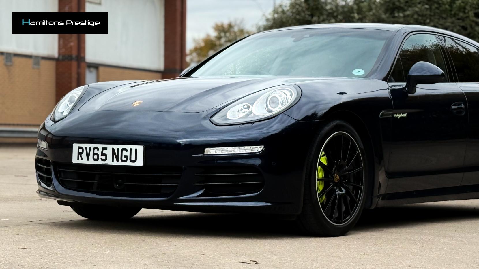 Porsche Panamera 3.0 V6 E-Hybrid S Hatchback 5dr Petrol Plug-in Hybrid TiptronicS Euro 6 (s/s) (416 ps)