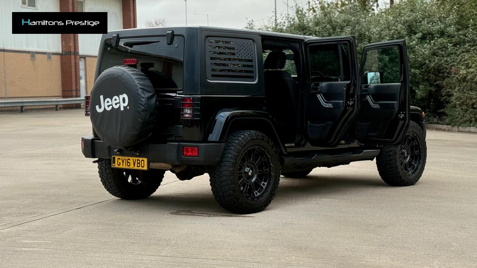 Jeep Wrangler 2.8 CRD Sahara SUV 4dr Diesel Auto 4WD Euro 5 (197 bhp)