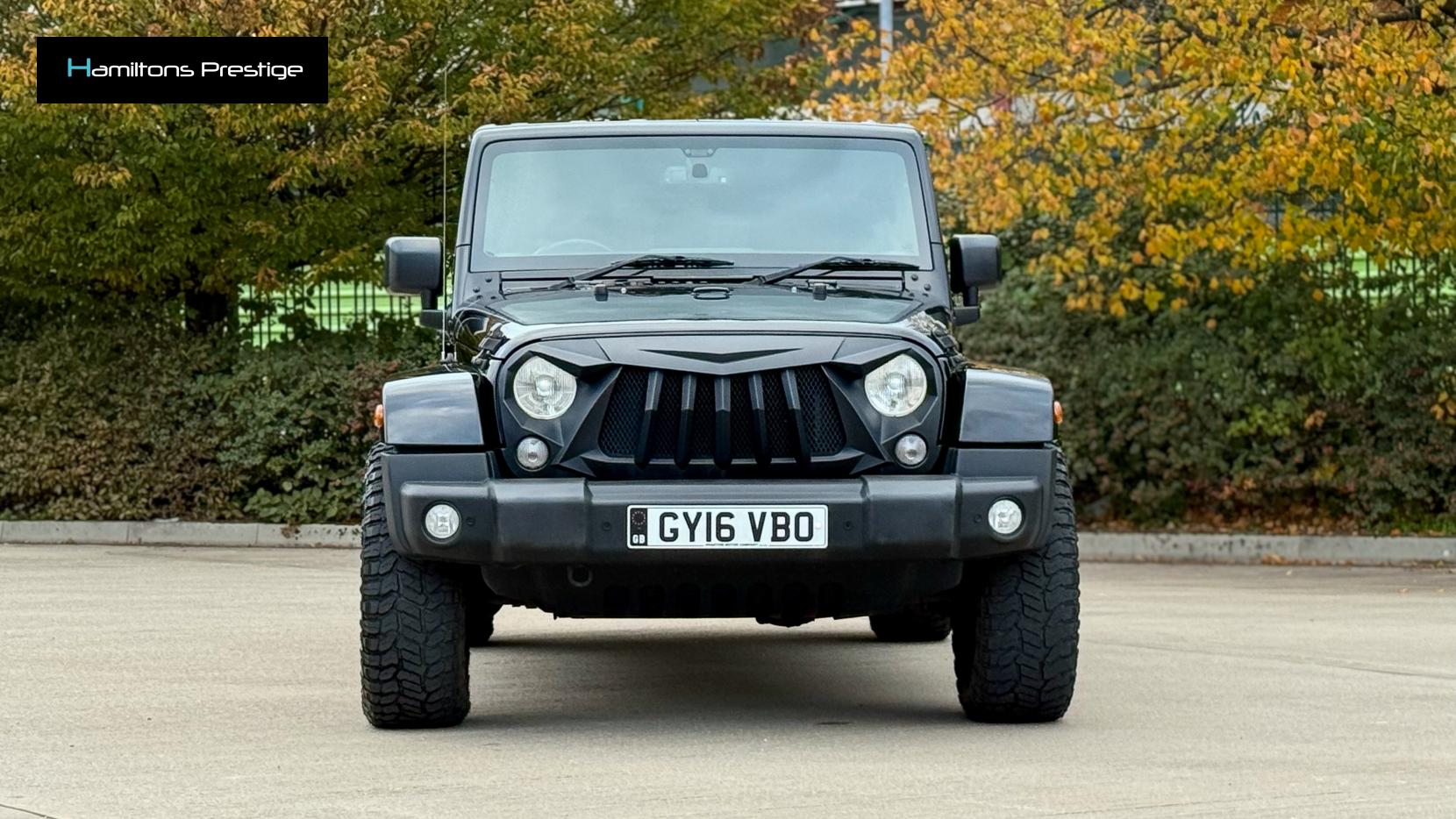 Jeep Wrangler 2.8 CRD Sahara SUV 4dr Diesel Auto 4WD Euro 5 (197 bhp)