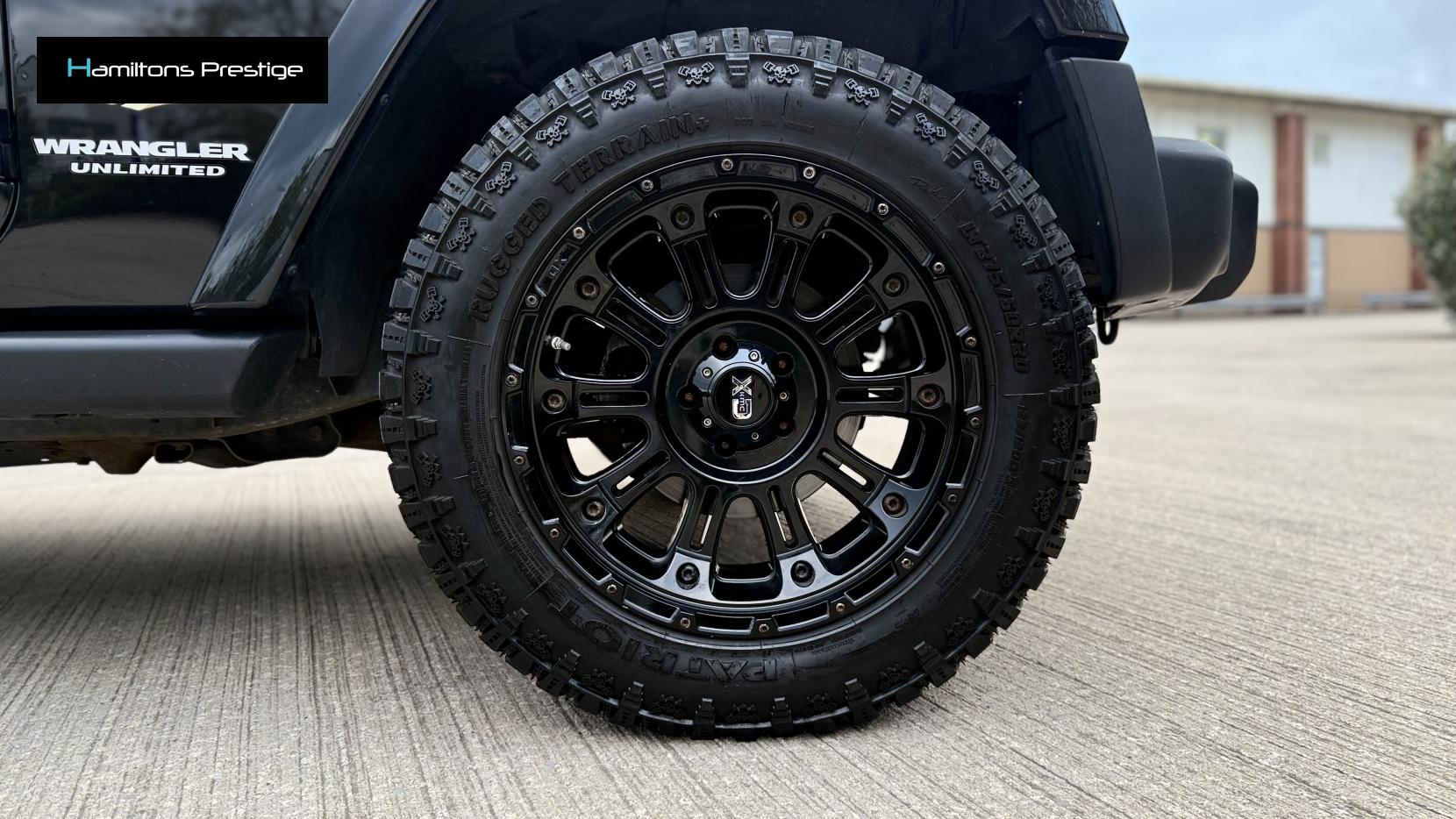 Jeep Wrangler 2.8 CRD Sahara SUV 4dr Diesel Auto 4WD Euro 5 (197 bhp)