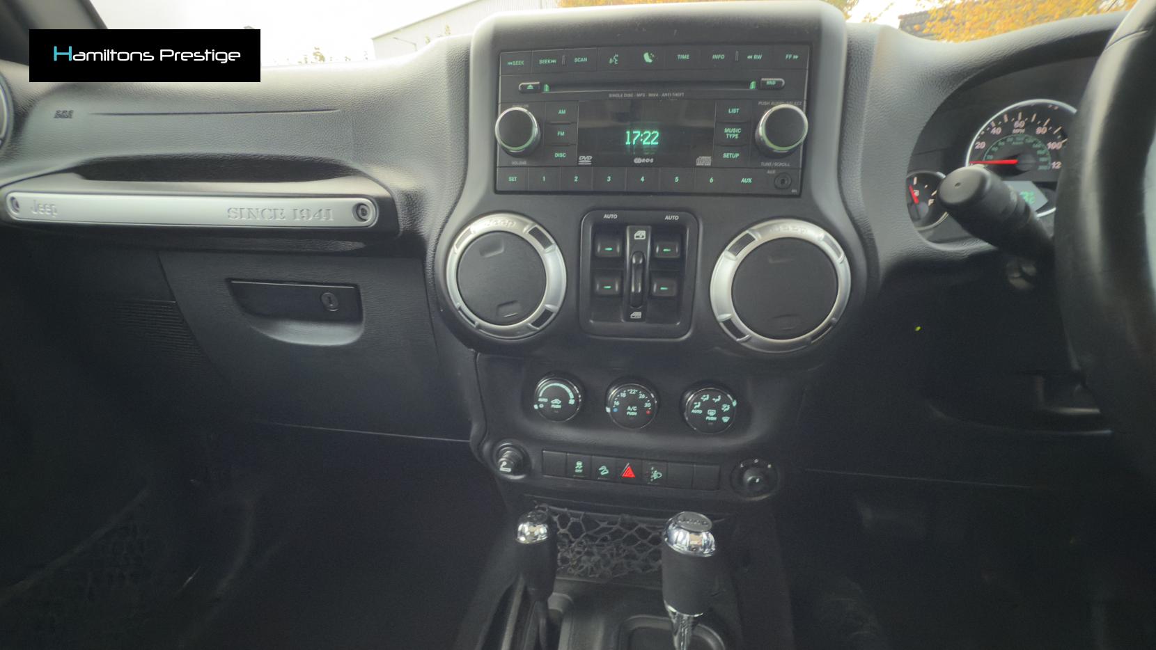 Jeep Wrangler 2.8 CRD Sahara SUV 4dr Diesel Auto 4WD Euro 5 (197 bhp)