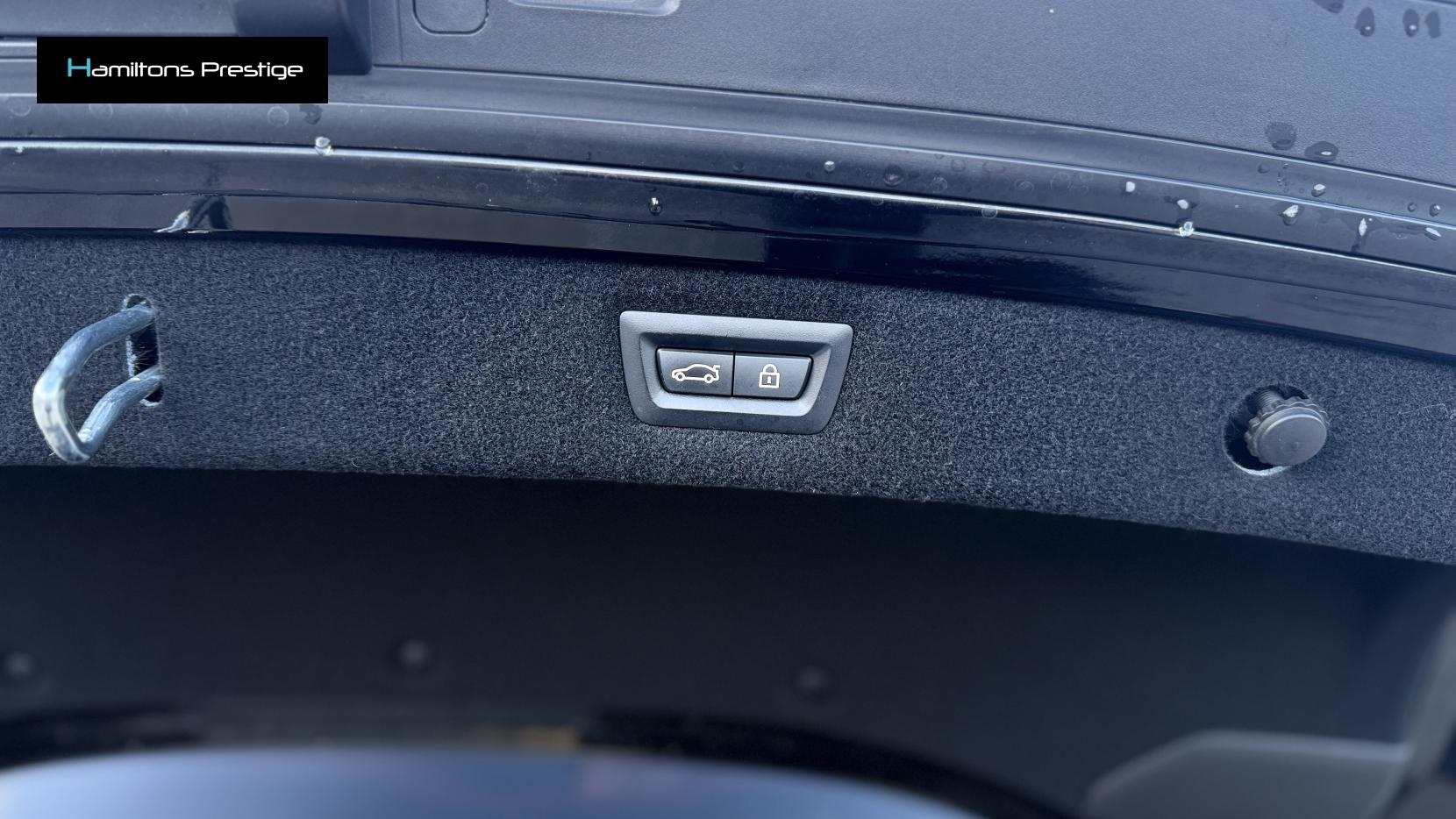 BMW 8 Series 4.4 M850i V8 Coupe 2dr Petrol Steptronic xDrive Euro 6 (s/s) (530 ps)