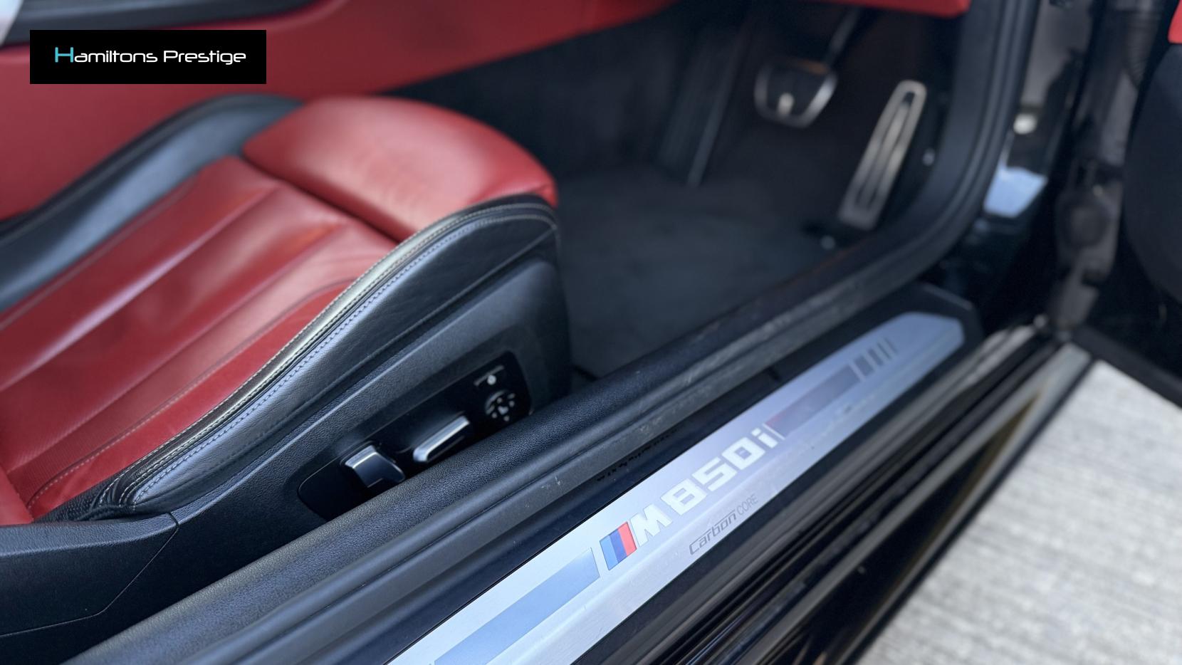 BMW 8 Series 4.4 M850i V8 Coupe 2dr Petrol Steptronic xDrive Euro 6 (s/s) (530 ps)