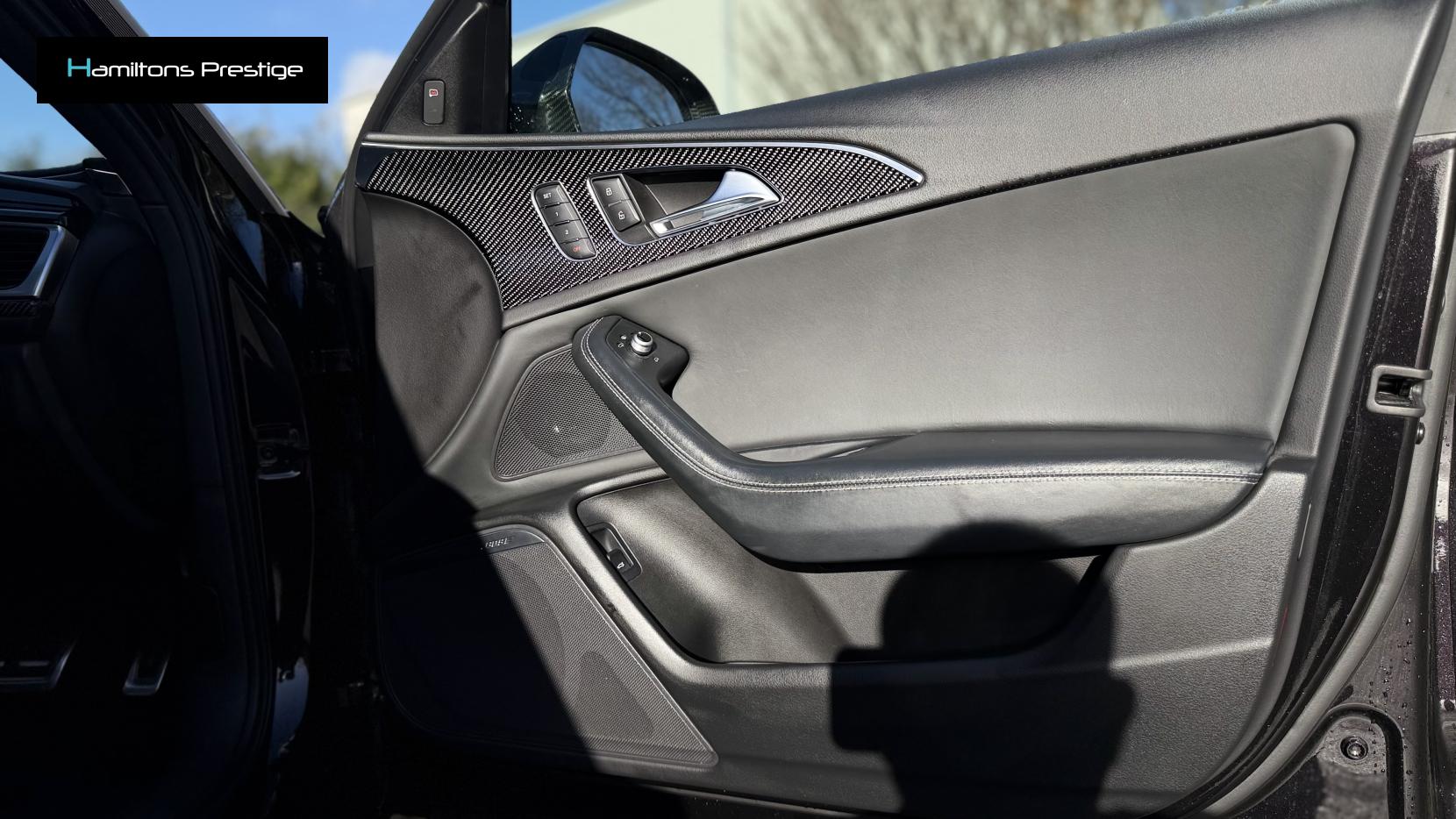 Audi RS6 Avant 4.0 TFSI V8 Estate 5dr Petrol Tiptronic quattro Euro 5 (s/s) (560 ps)