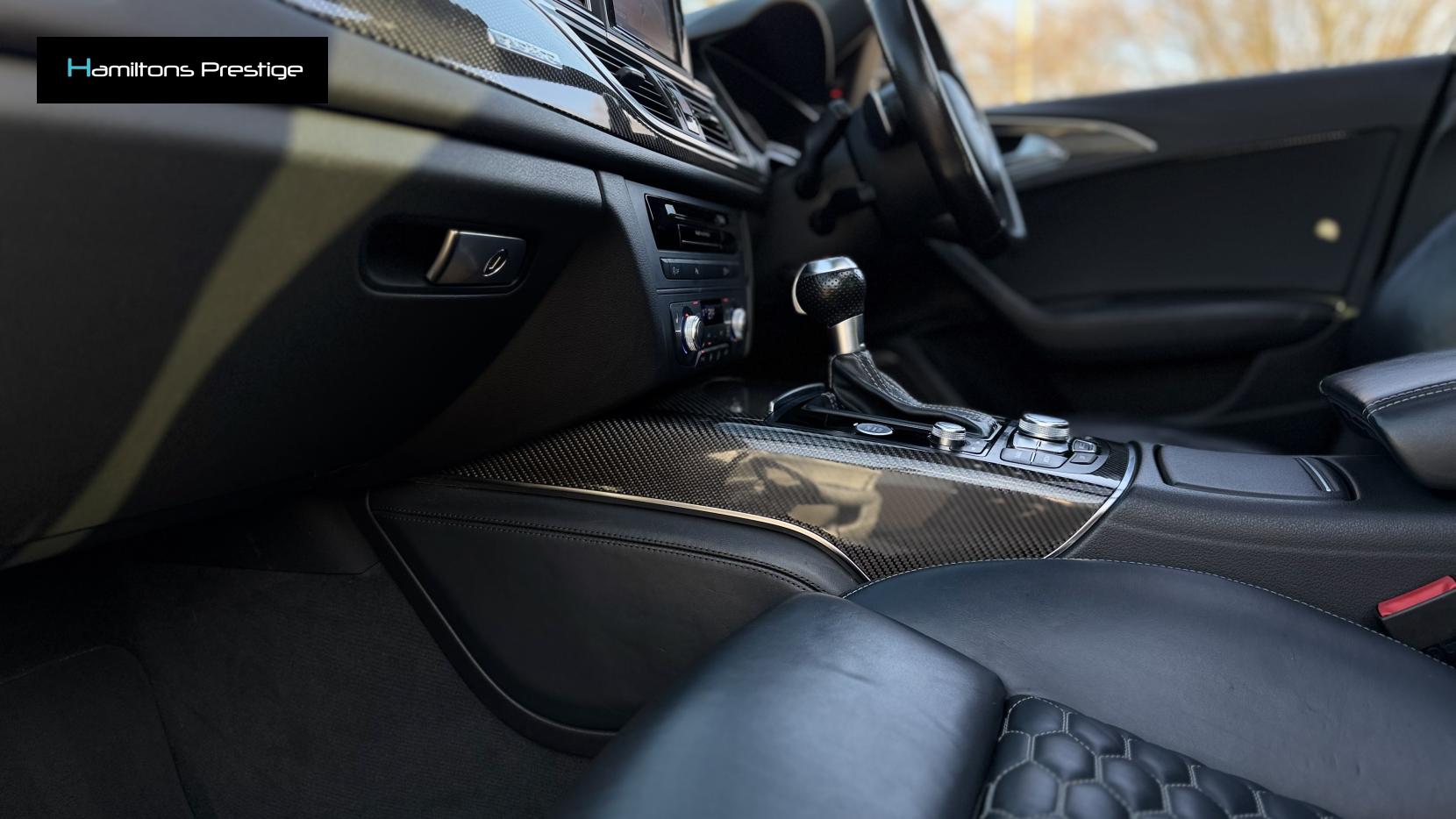 Audi RS6 Avant 4.0 TFSI V8 Estate 5dr Petrol Tiptronic quattro Euro 5 (s/s) (560 ps)