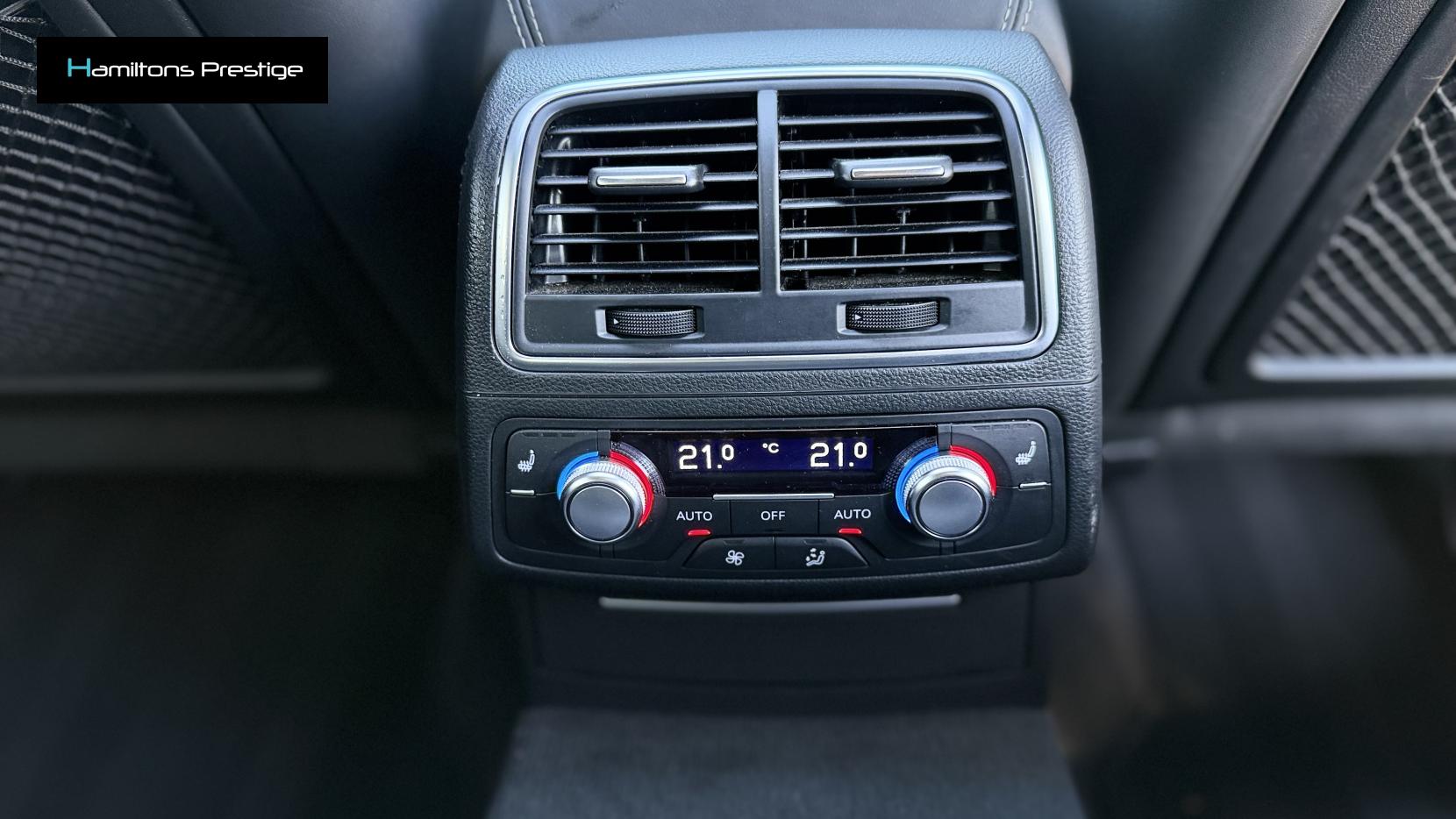 Audi RS6 Avant 4.0 TFSI V8 Estate 5dr Petrol Tiptronic quattro Euro 5 (s/s) (560 ps)