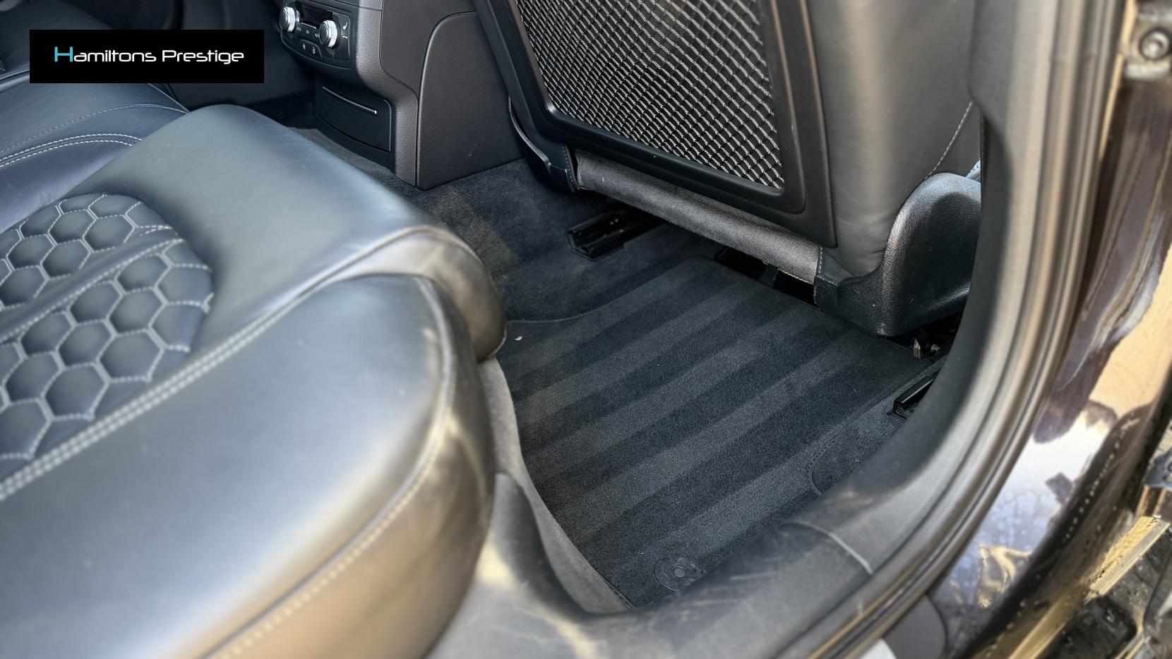 Audi RS6 Avant 4.0 TFSI V8 Estate 5dr Petrol Tiptronic quattro Euro 5 (s/s) (560 ps)