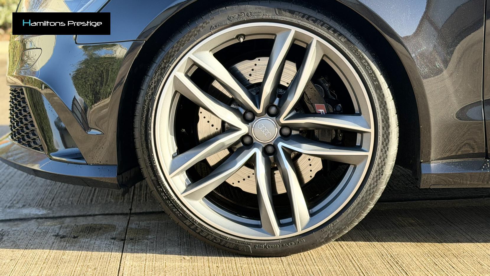 Audi RS6 Avant 4.0 TFSI V8 Estate 5dr Petrol Tiptronic quattro Euro 5 (s/s) (560 ps)