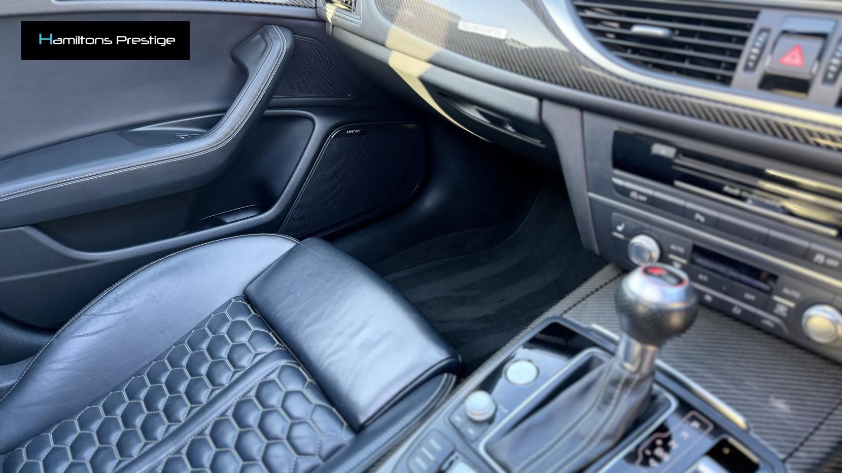 Audi RS6 Avant 4.0 TFSI V8 Estate 5dr Petrol Tiptronic quattro Euro 5 (s/s) (560 ps)