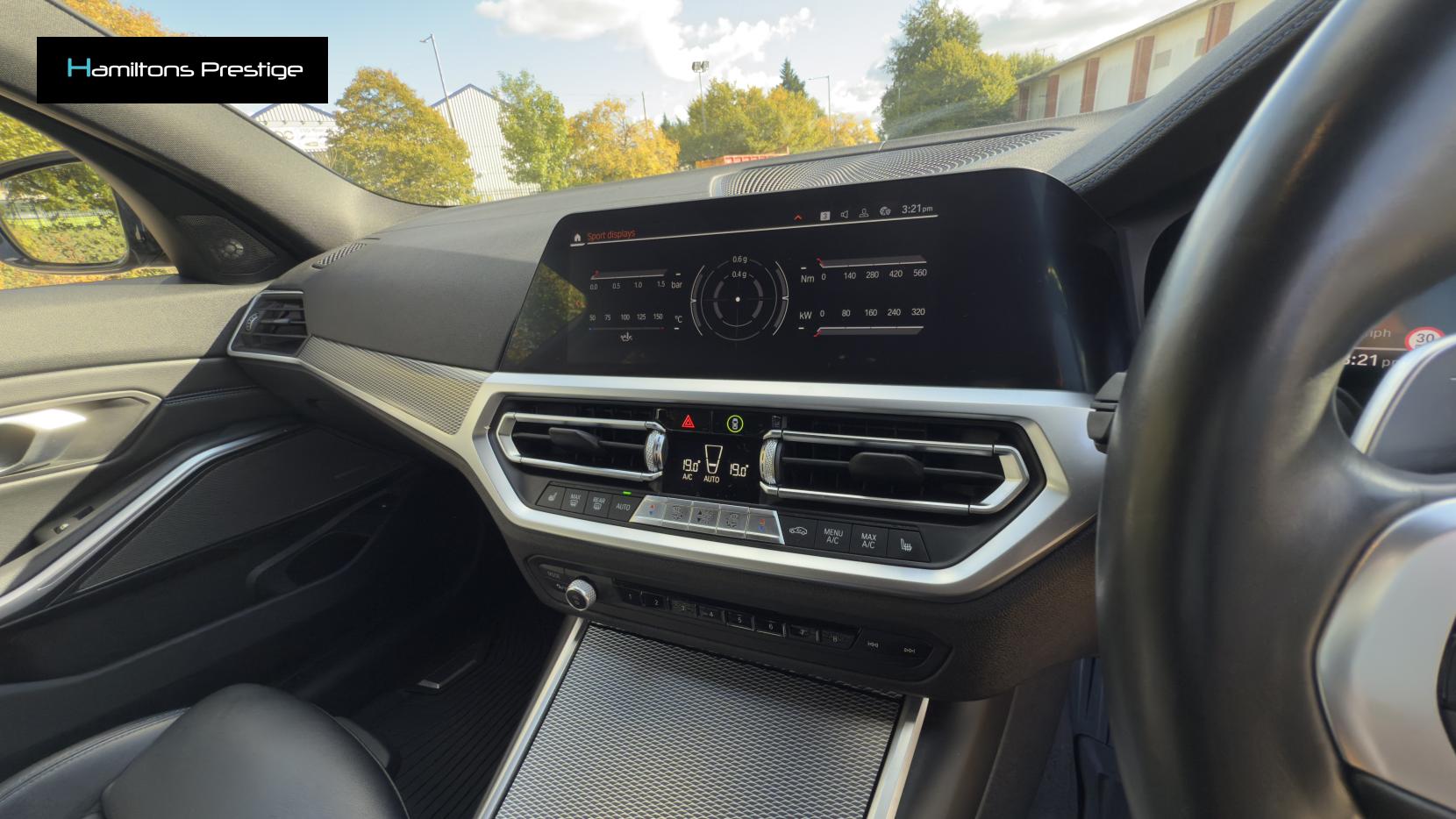 BMW 3 Series 3.0 M340i Touring 5dr Petrol Auto xDrive Euro 6 (s/s) (374 ps)