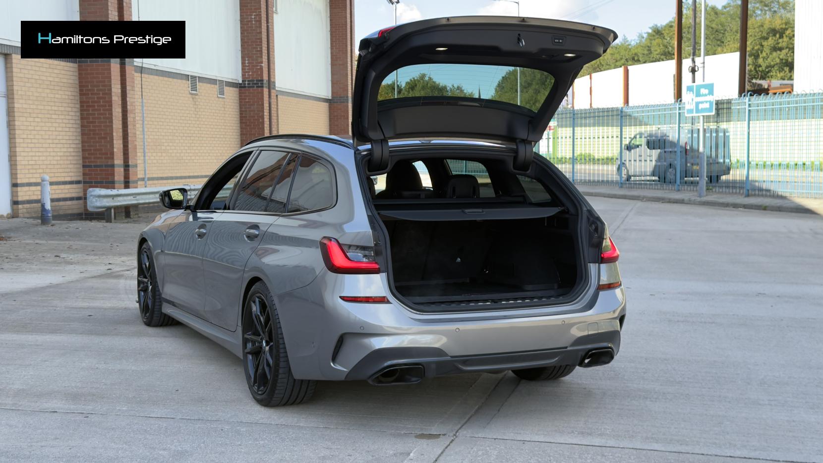 BMW 3 Series 3.0 M340i Touring 5dr Petrol Auto xDrive Euro 6 (s/s) (374 ps)