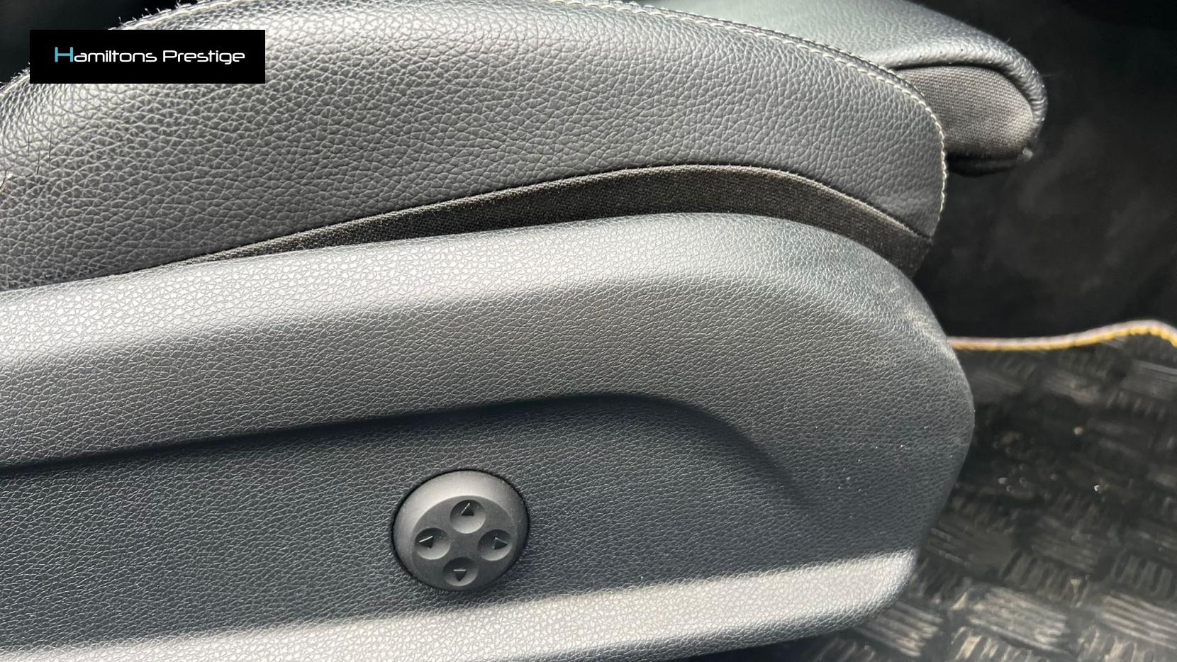 Mercedes-Benz C Class 2.1 C250d AMG Line (Premium Plus) Coupe 2dr Diesel G-Tronic+ Euro 6 (s/s) (204 ps)