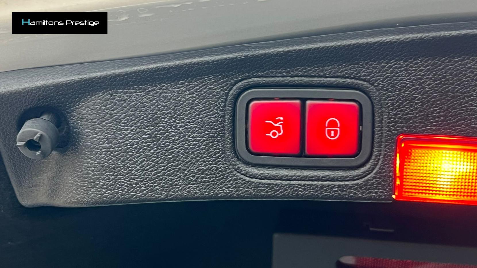 Mercedes-Benz C Class 2.1 C250d AMG Line (Premium Plus) Coupe 2dr Diesel G-Tronic+ Euro 6 (s/s) (204 ps)