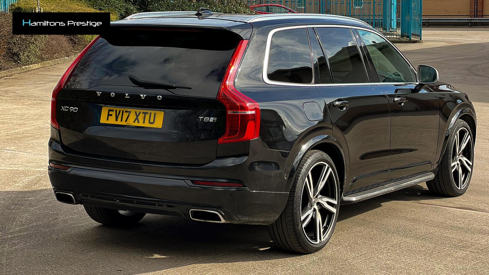 Volvo XC90 2.0h T8 Twin Engine 10.4kWh R-Design Pro SUV 5dr Petrol Plug-in Hybrid Auto 4WD Euro 6 (s/s) (407 ps)