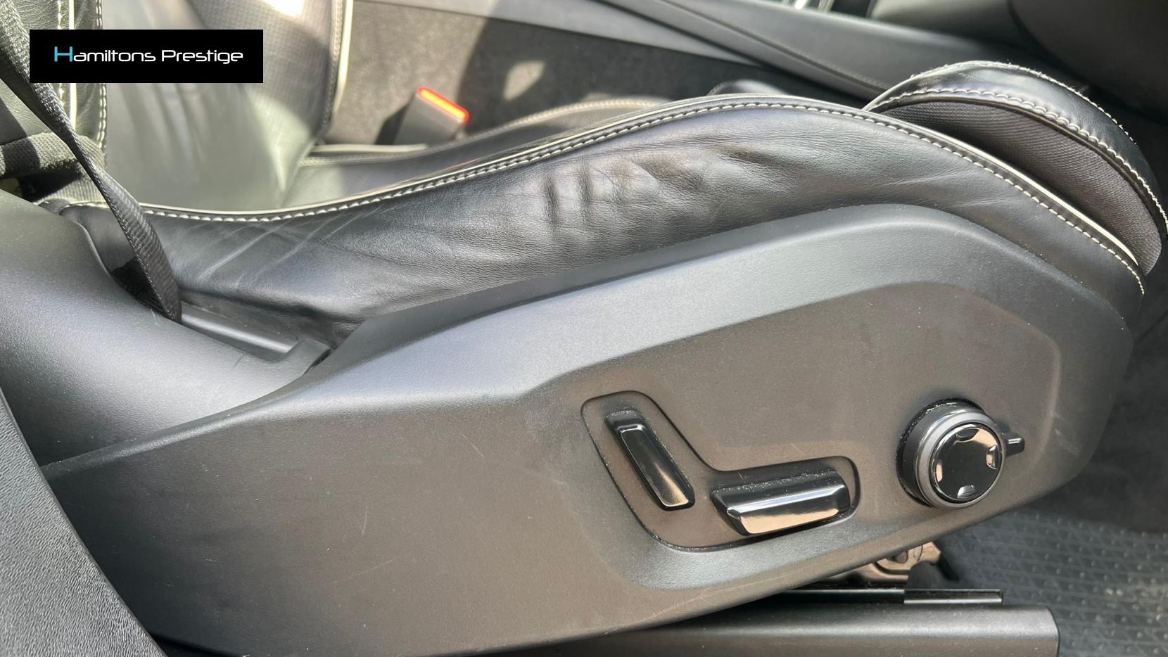 Volvo XC90 2.0h T8 Twin Engine 10.4kWh R-Design Pro SUV 5dr Petrol Plug-in Hybrid Auto 4WD Euro 6 (s/s) (407 ps)