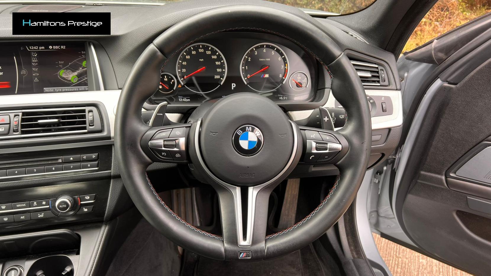 BMW M5 4.4 V8 Saloon 4dr Petrol DCT Euro 6 (s/s) (560 ps)