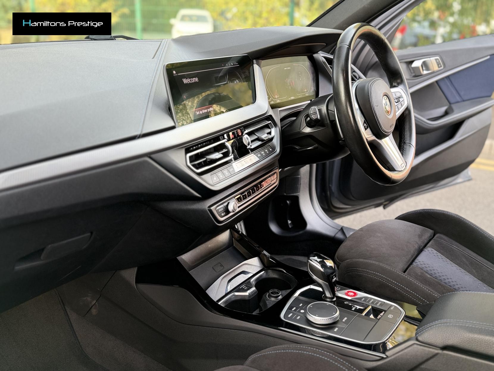 BMW 1 Series 2.0 M135i Hatchback 5dr Petrol Auto xDrive Euro 6 (s/s) (306 ps)