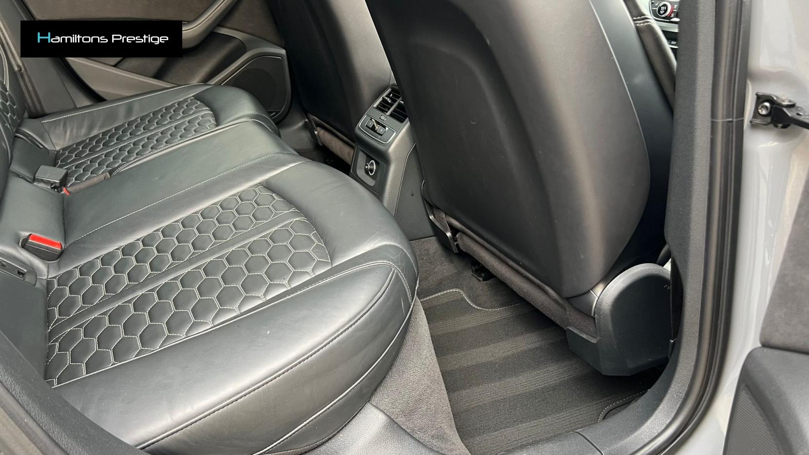 Audi RS4 Avant 2.9 TFSI V6 Estate 5dr Petrol Tiptronic quattro Euro 6 (s/s) (450 ps)