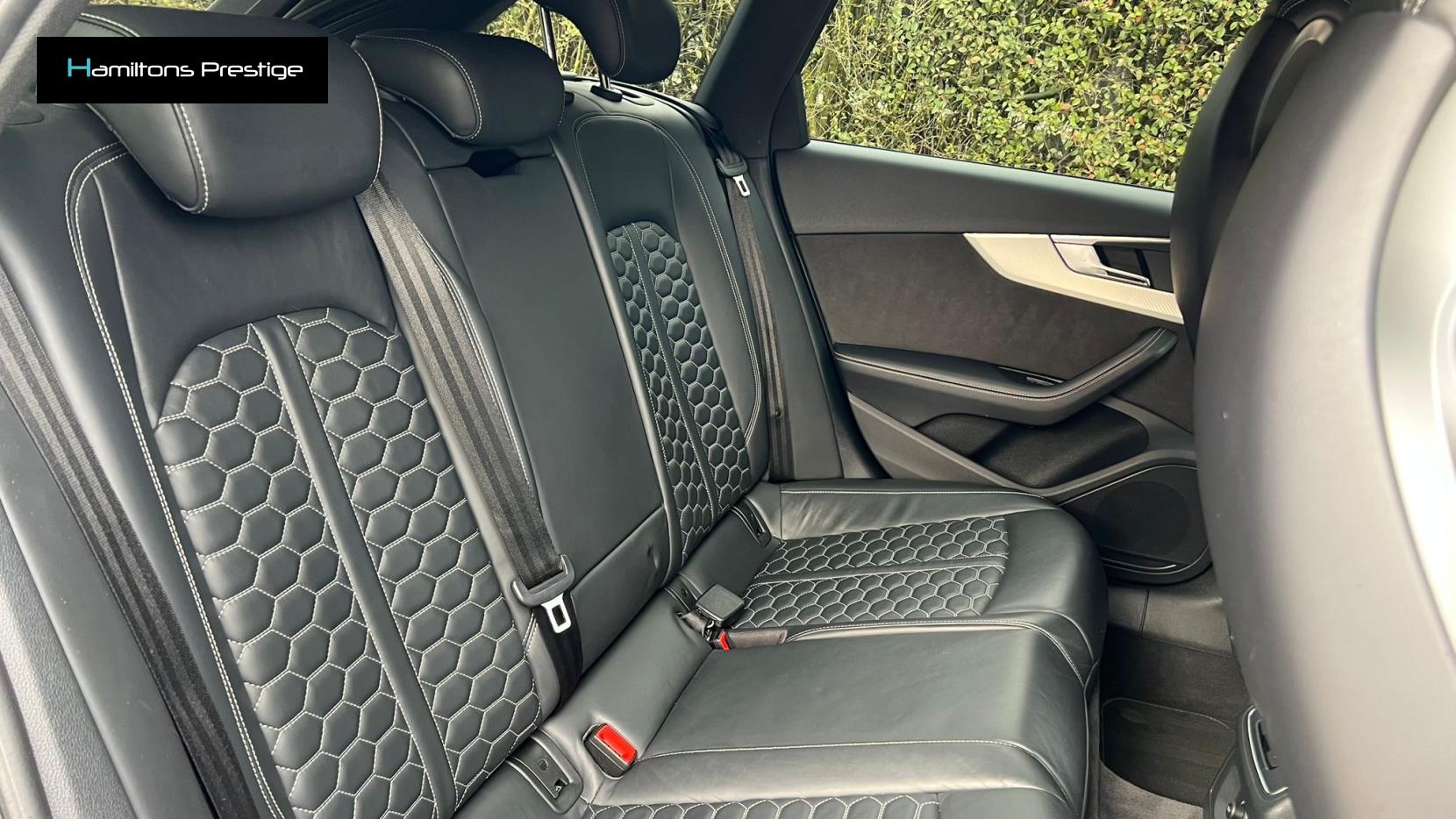 Audi RS4 Avant 2.9 TFSI V6 Estate 5dr Petrol Tiptronic quattro Euro 6 (s/s) (450 ps)