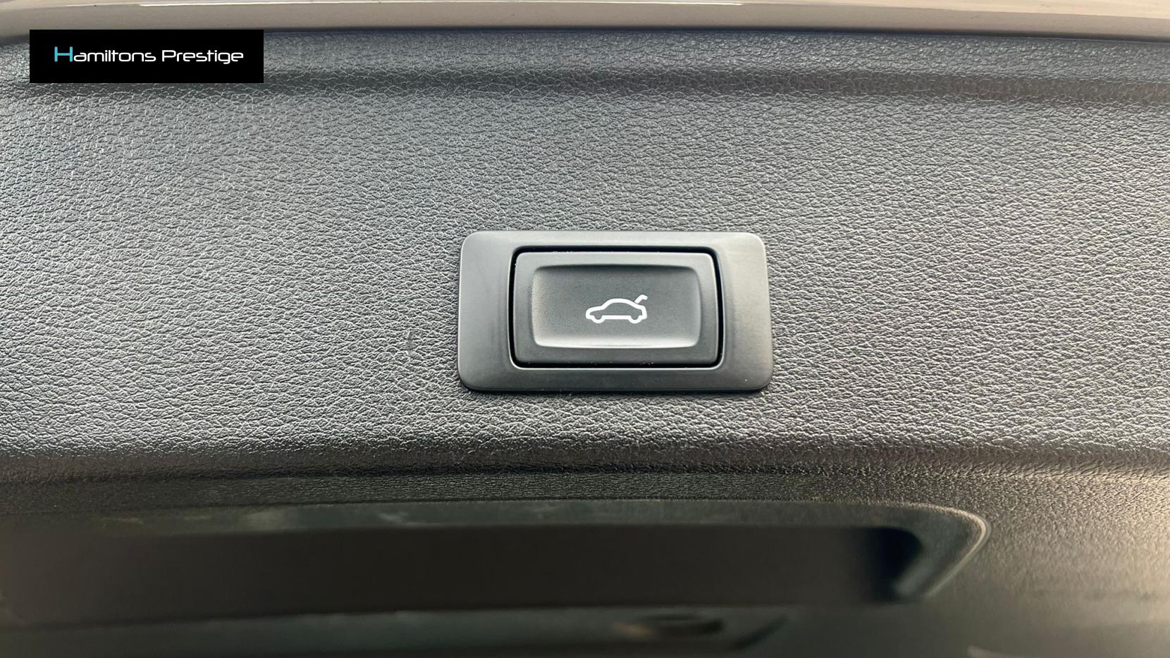 Audi RS4 Avant 2.9 TFSI V6 Estate 5dr Petrol Tiptronic quattro Euro 6 (s/s) (450 ps)