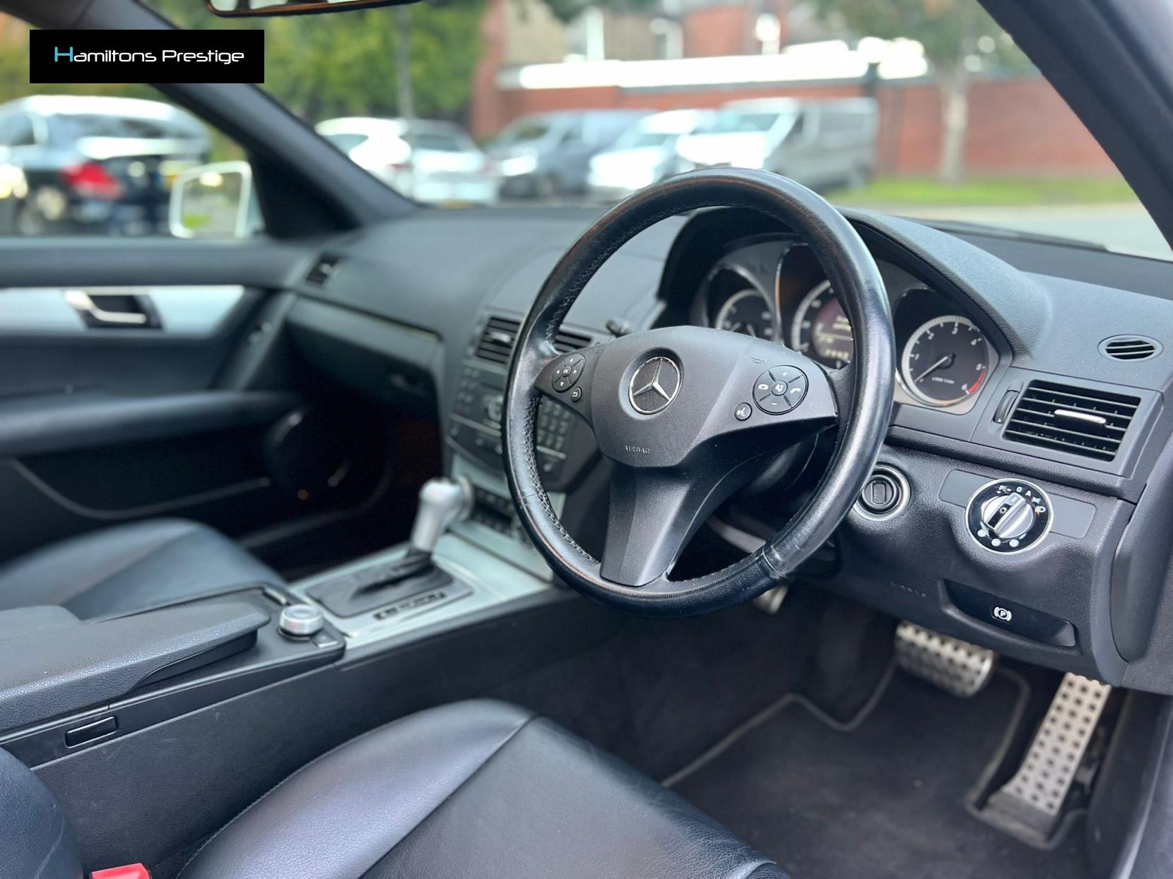 Mercedes-Benz C Class 3.0 C320 CDI V6 Sport Estate 5dr Diesel G-Tronic Euro 4 (224 ps)