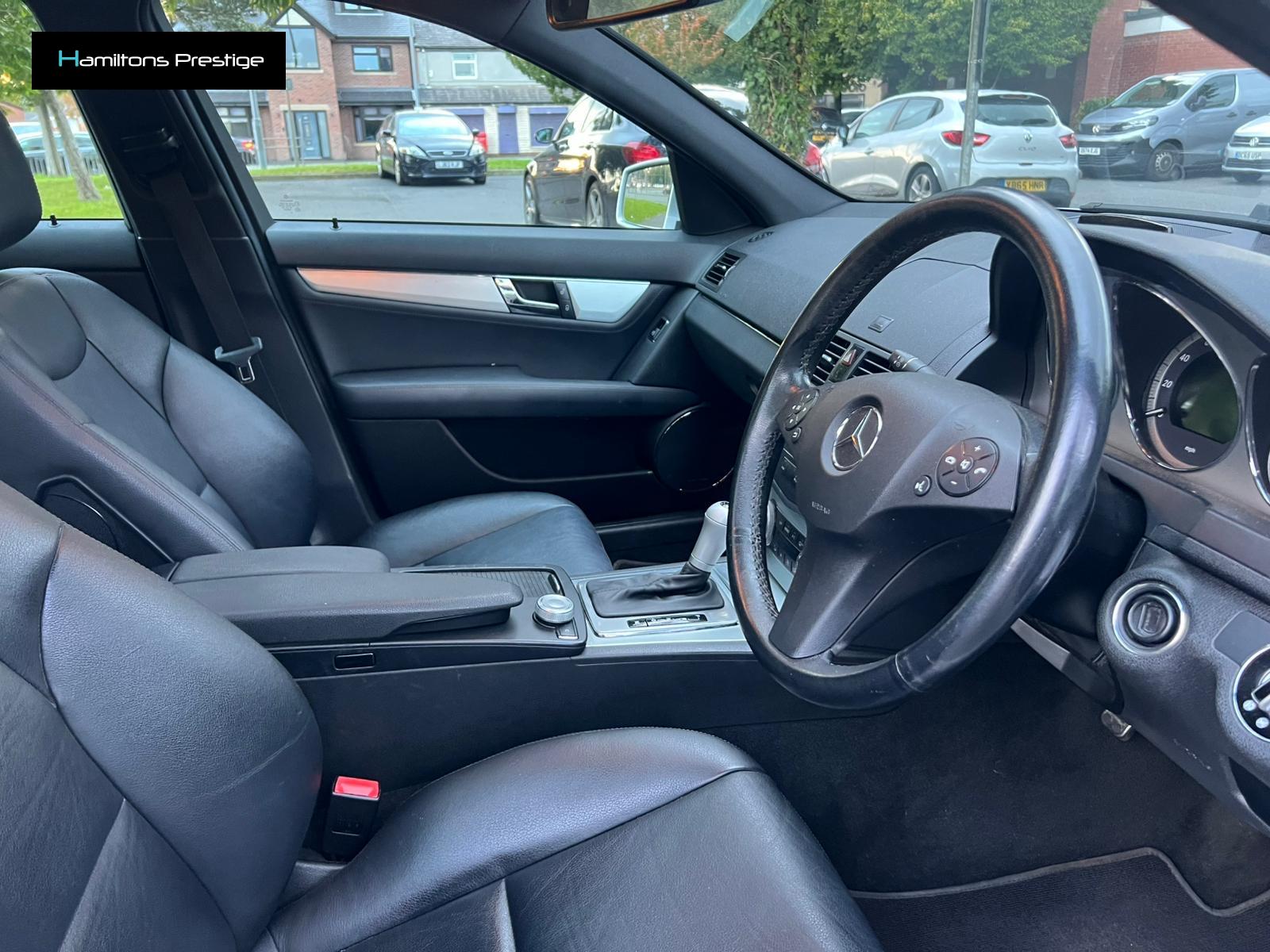 Mercedes-Benz C Class 3.0 C320 CDI V6 Sport Estate 5dr Diesel G-Tronic Euro 4 (224 ps)
