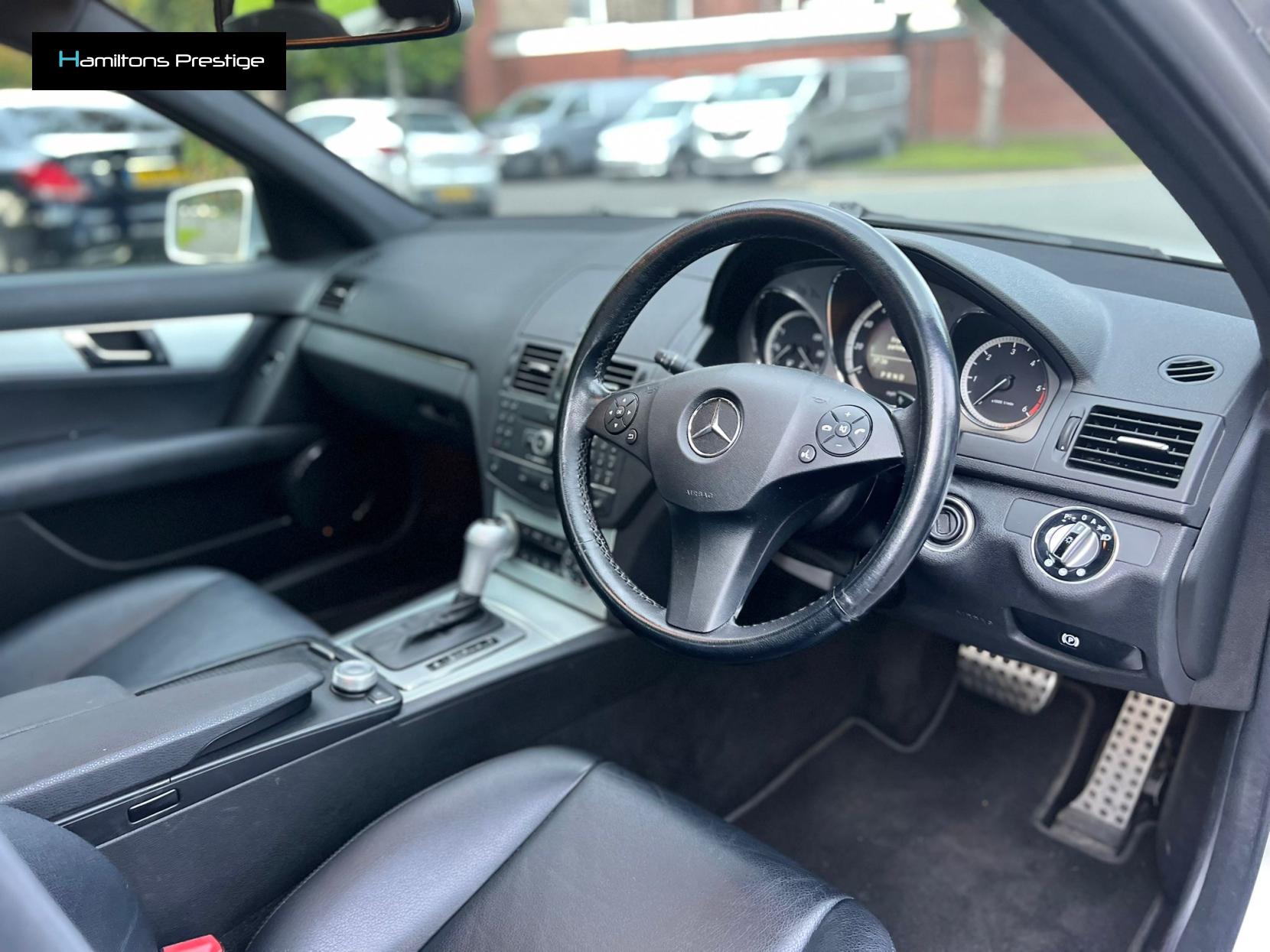 Mercedes-Benz C Class 3.0 C320 CDI V6 Sport Estate 5dr Diesel G-Tronic Euro 4 (224 ps)