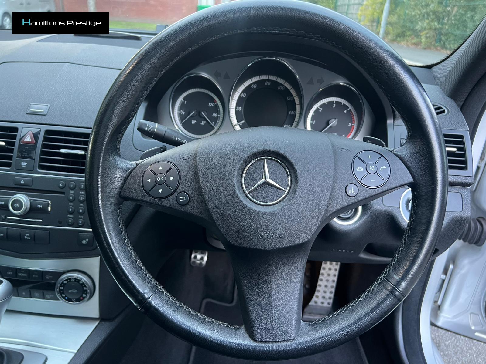 Mercedes-Benz C Class 3.0 C320 CDI V6 Sport Estate 5dr Diesel G-Tronic Euro 4 (224 ps)
