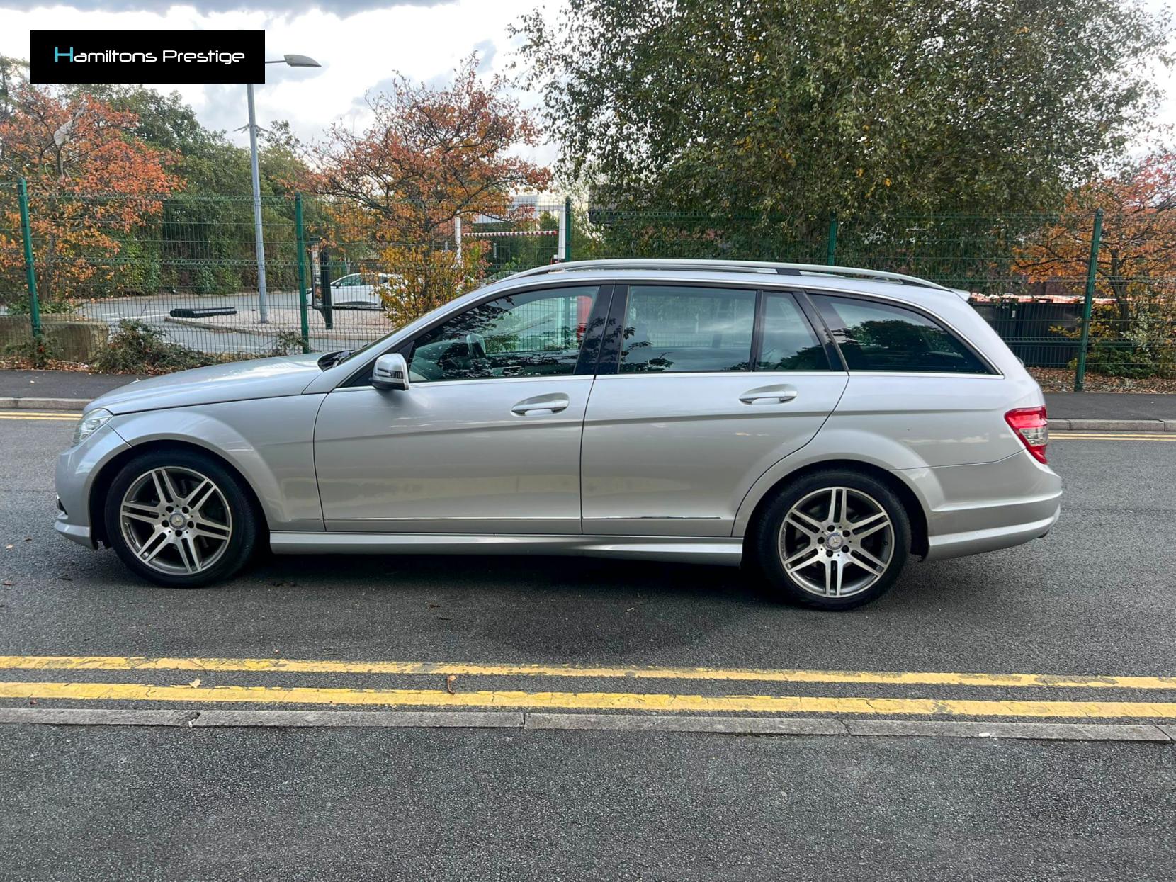 Mercedes-Benz C Class 3.0 C320 CDI V6 Sport Estate 5dr Diesel G-Tronic Euro 4 (224 ps)