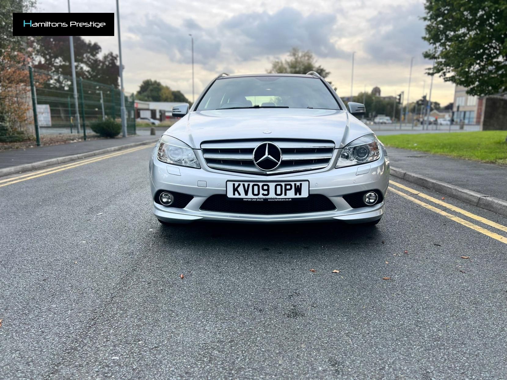 Mercedes-Benz C Class 3.0 C320 CDI V6 Sport Estate 5dr Diesel G-Tronic Euro 4 (224 ps)