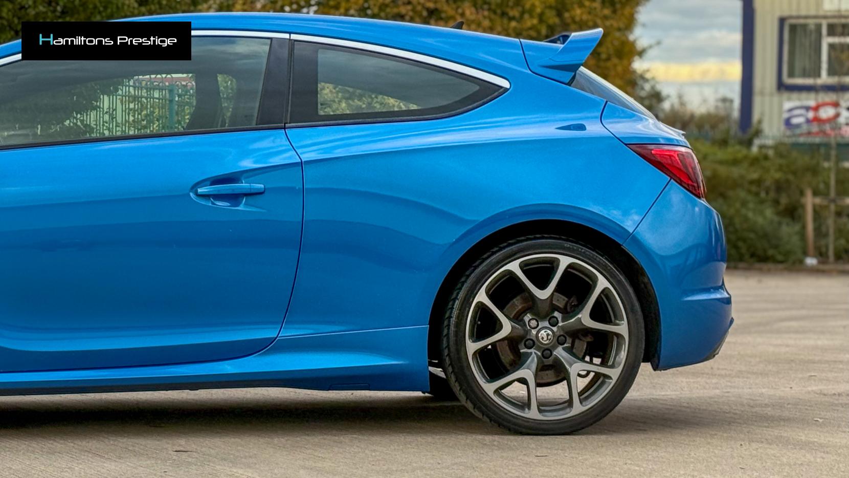 Vauxhall Astra GTC 2.0T VXR Coupe 3dr Petrol Manual Euro 5 (s/s) (280 ps)