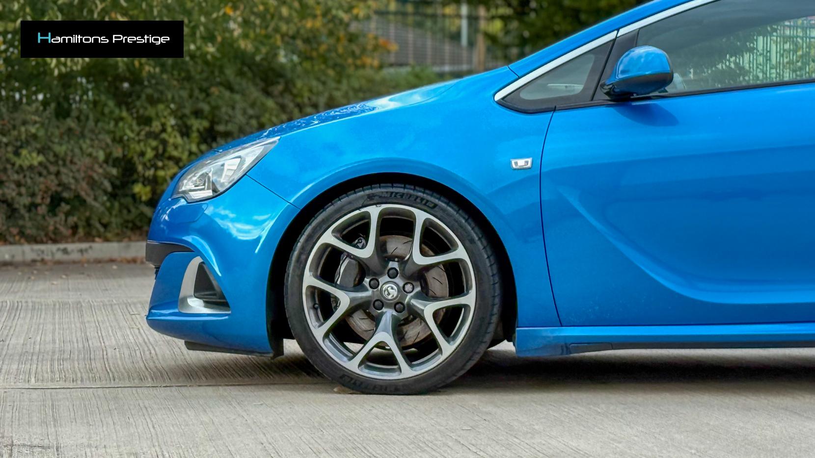 Vauxhall Astra GTC 2.0T VXR Coupe 3dr Petrol Manual Euro 5 (s/s) (280 ps)