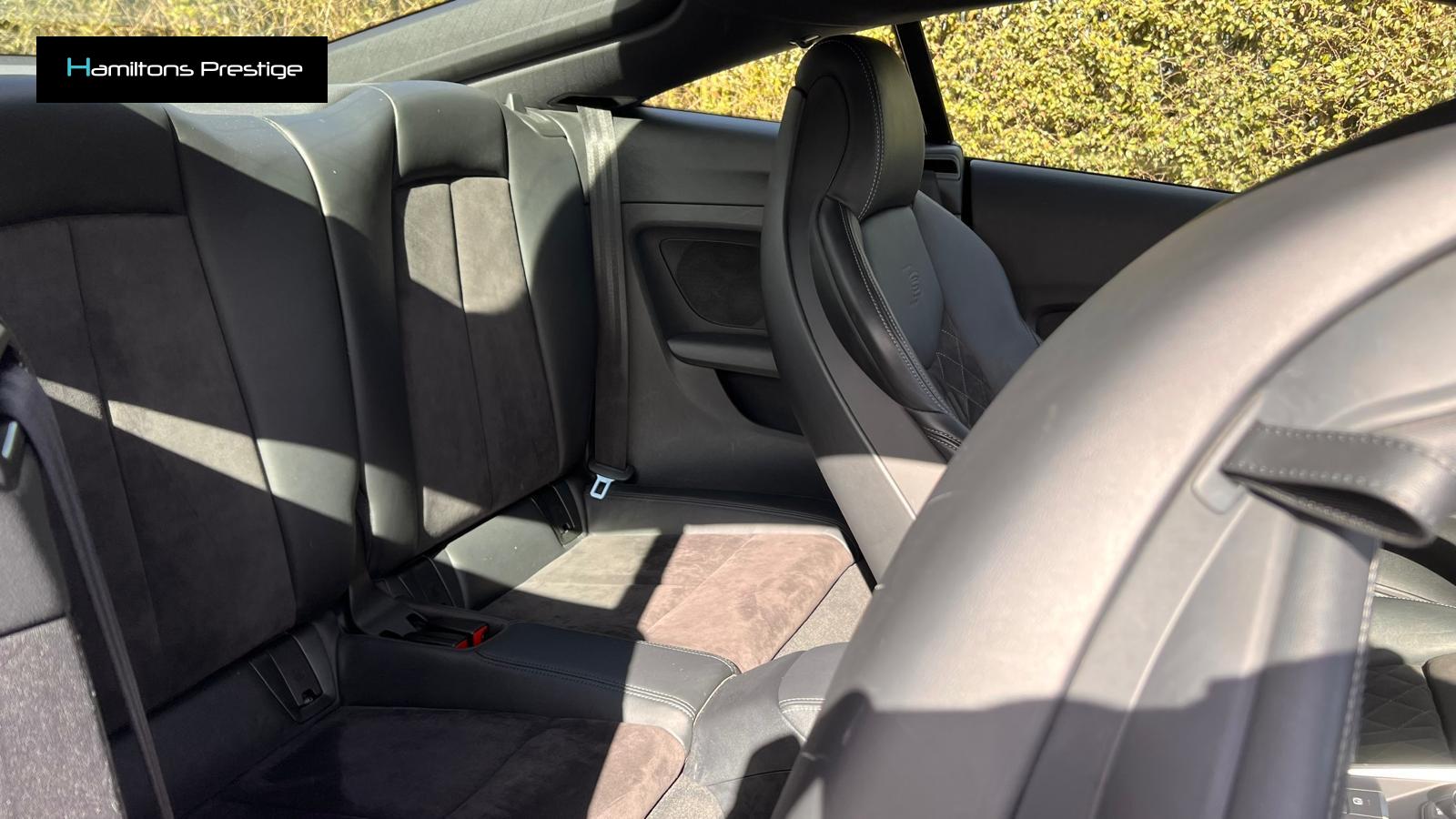 Audi TT 2.0 TFSI 40 S line Coupe 3dr Petrol S Tronic Euro 6 (s/s) (197 ps)